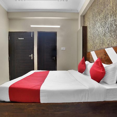 Hotel O Zodiac إندور المظهر الخارجي الصورة
