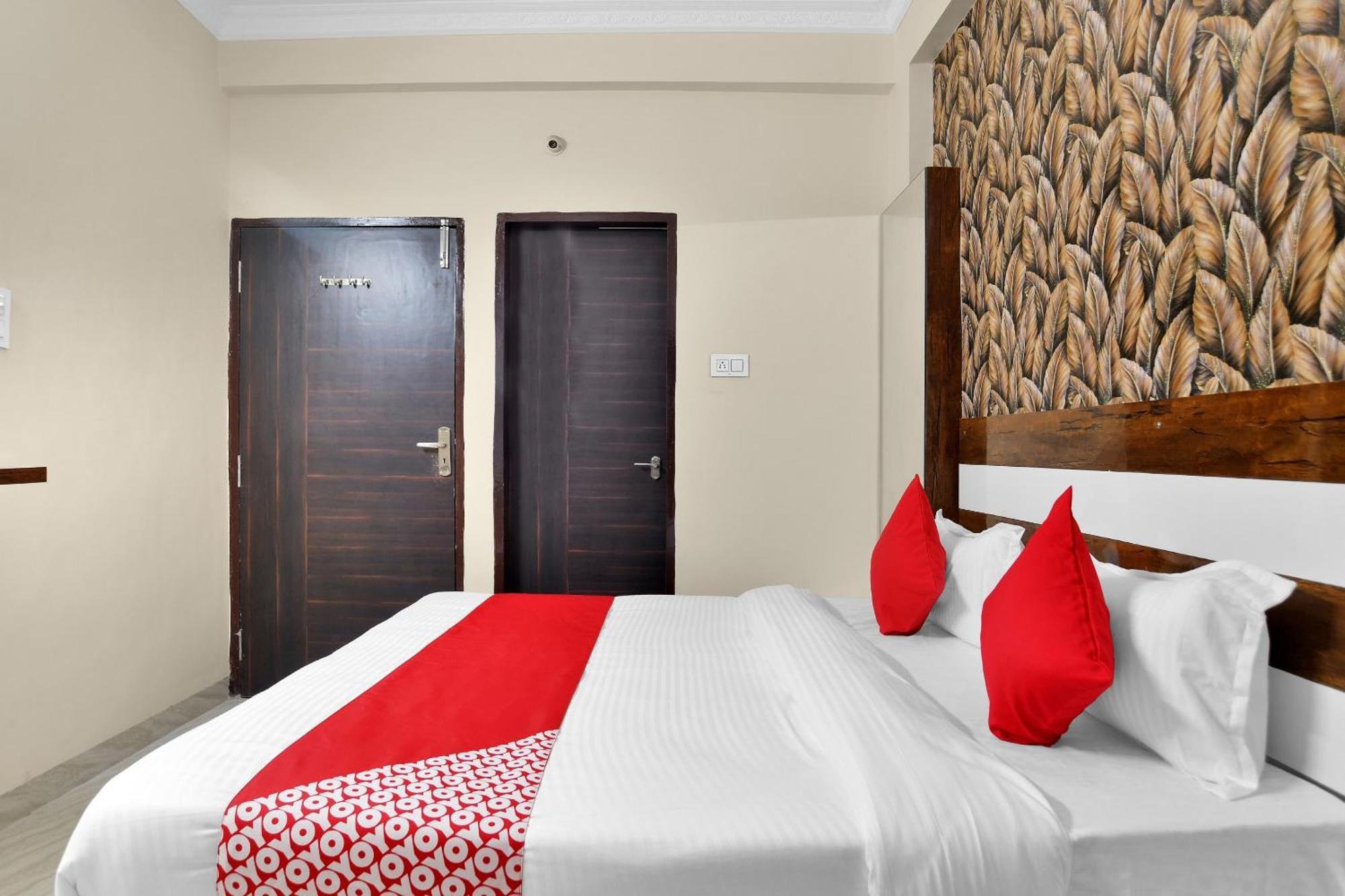Hotel O Zodiac إندور المظهر الخارجي الصورة